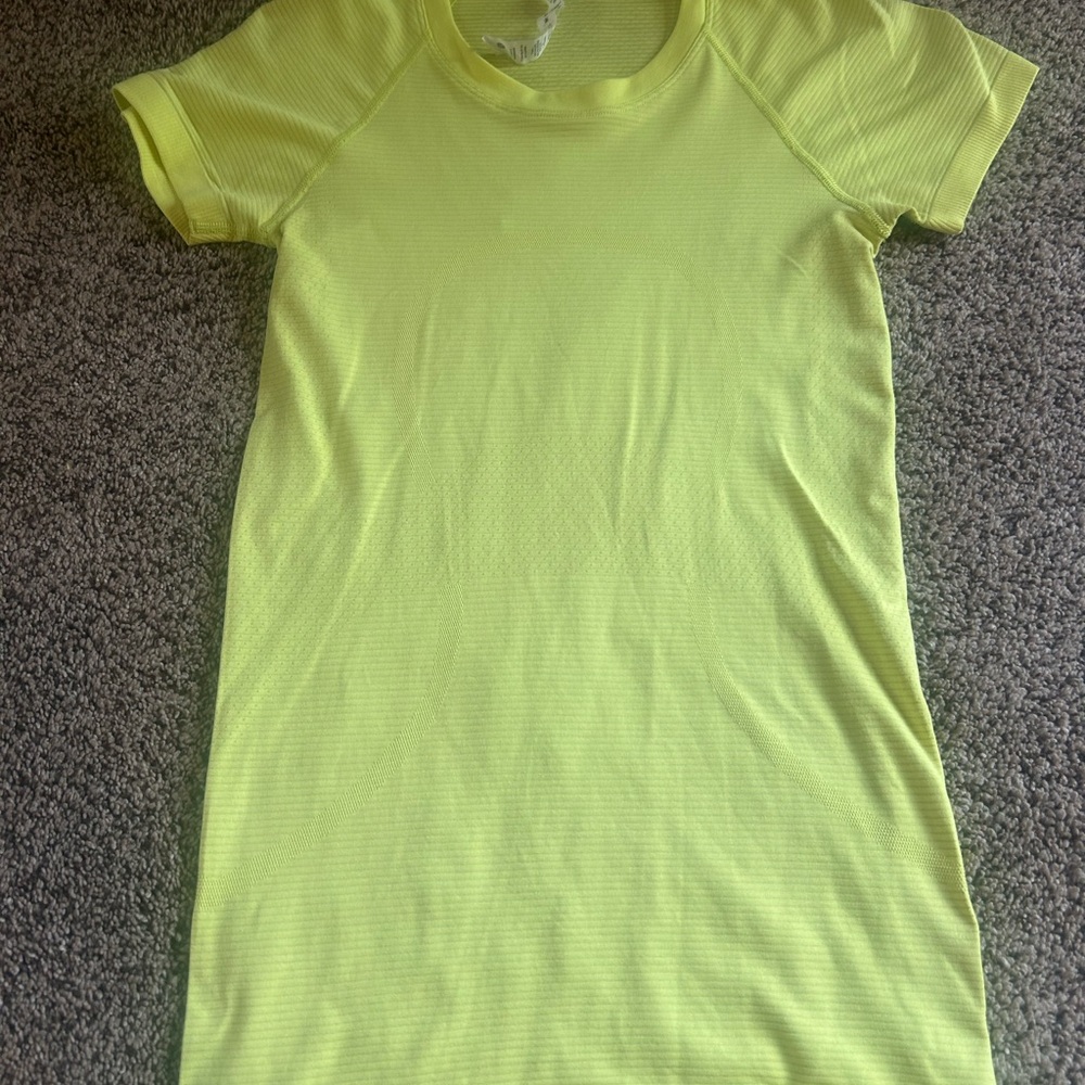 Lululemon Swiftly
